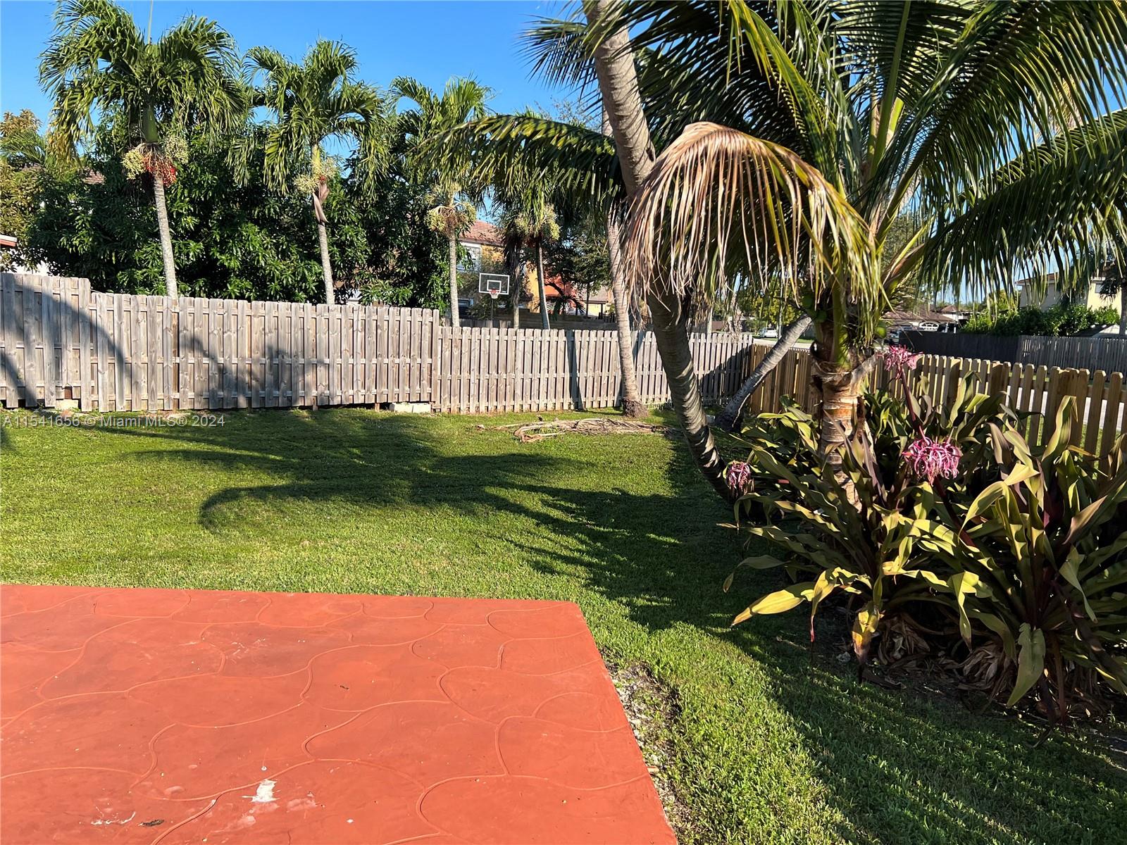19851 NW 82nd Ct, Hialeah, Florida 33015, 3 Bedrooms Bedrooms, ,2 BathroomsBathrooms,Residentiallease,For Rent,19851 NW 82nd Ct,A11541656