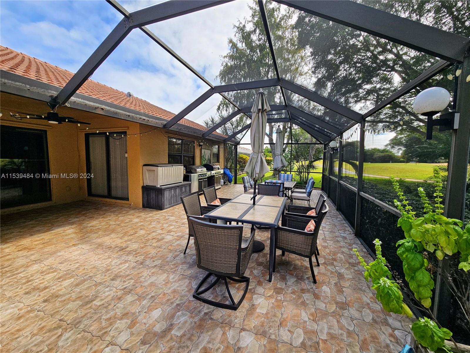 8720 NW 82nd St, Tamarac, Florida 33321, 3 Bedrooms Bedrooms, ,2 BathroomsBathrooms,Residential,For Sale,8720 NW 82nd St,A11539484