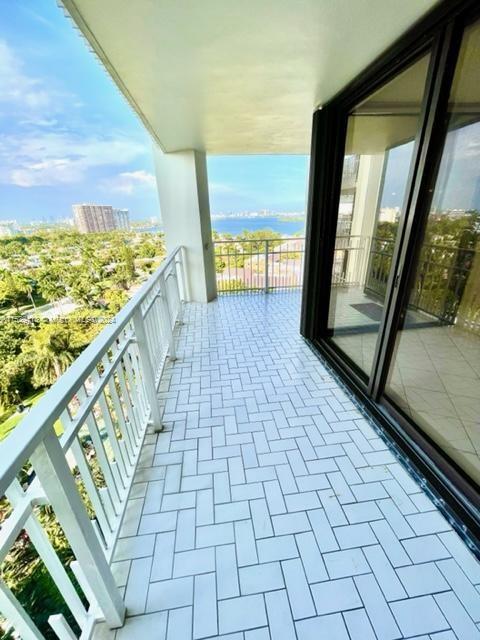 1000 Quayside Ter 1505, Miami, Florida 33138, 2 Bedrooms Bedrooms, ,2 BathroomsBathrooms,Residential,For Sale,1000 Quayside Ter 1505,A11539413