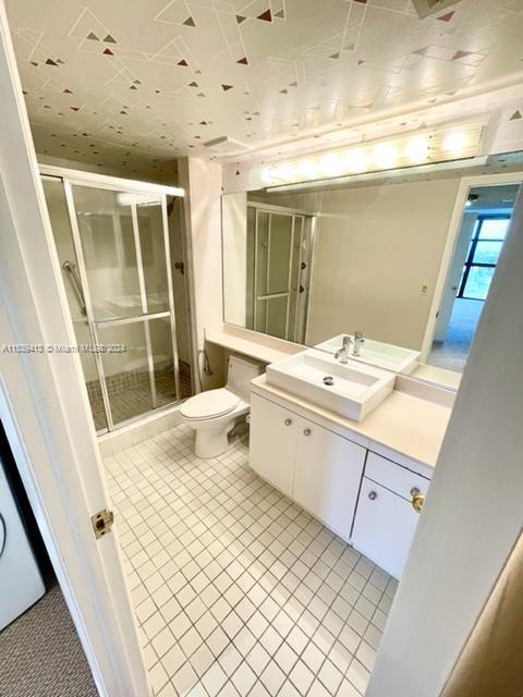 1000 Quayside Ter 1505, Miami, Florida 33138, 2 Bedrooms Bedrooms, ,2 BathroomsBathrooms,Residential,For Sale,1000 Quayside Ter 1505,A11539413