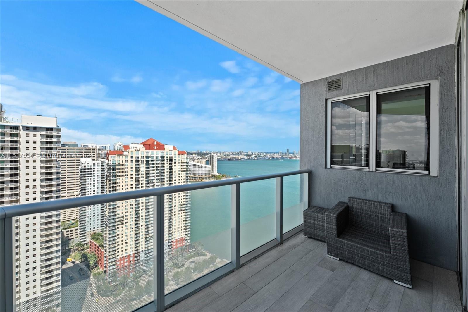 1300 Brickell Bay Dr 3607, Miami, Florida 33131, 2 Bedrooms Bedrooms, ,2 BathroomsBathrooms,Residentiallease,For Rent,1300 Brickell Bay Dr 3607,A11517594