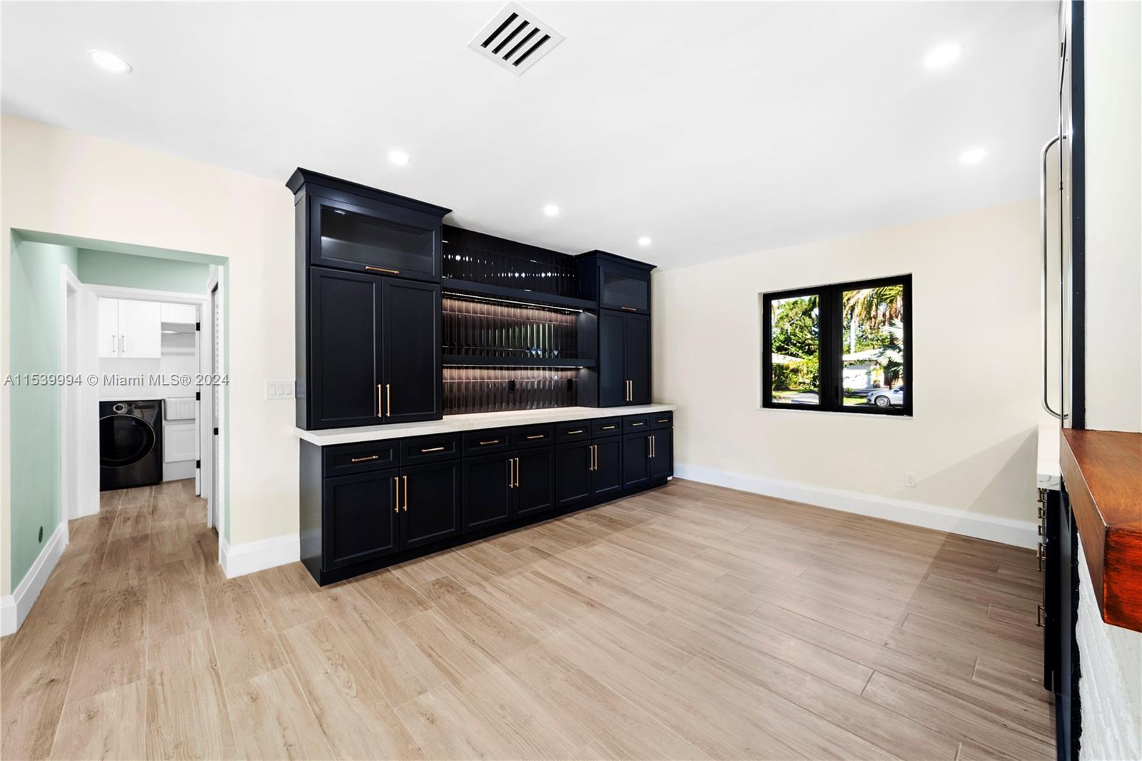 1314 Adams St, Hollywood, Florida 33019, 4 Bedrooms Bedrooms, ,3 BathroomsBathrooms,Residential,For Sale,1314 Adams St,A11539994