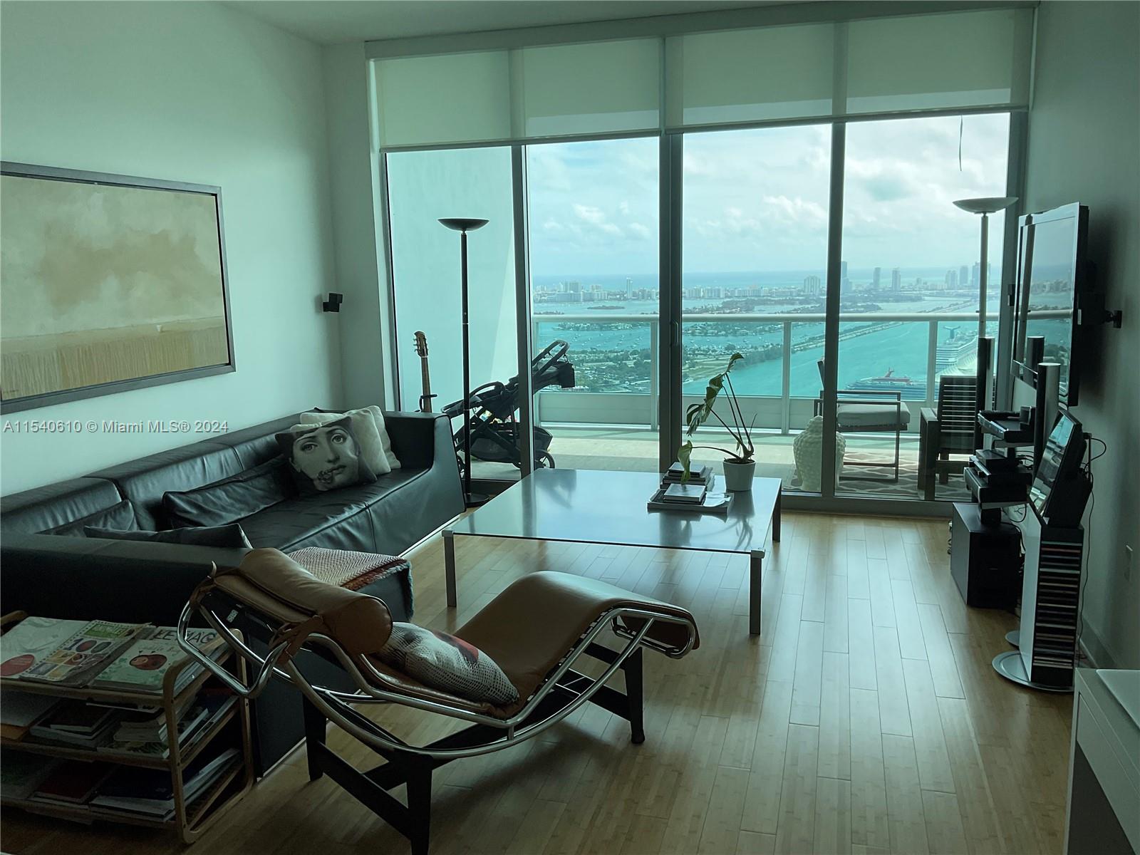 900 Biscayne Blvd 5305, Miami, Florida 33132, 1 Bedroom Bedrooms, ,1 BathroomBathrooms,Residential,For Sale,900 Biscayne Blvd 5305,A11540610
