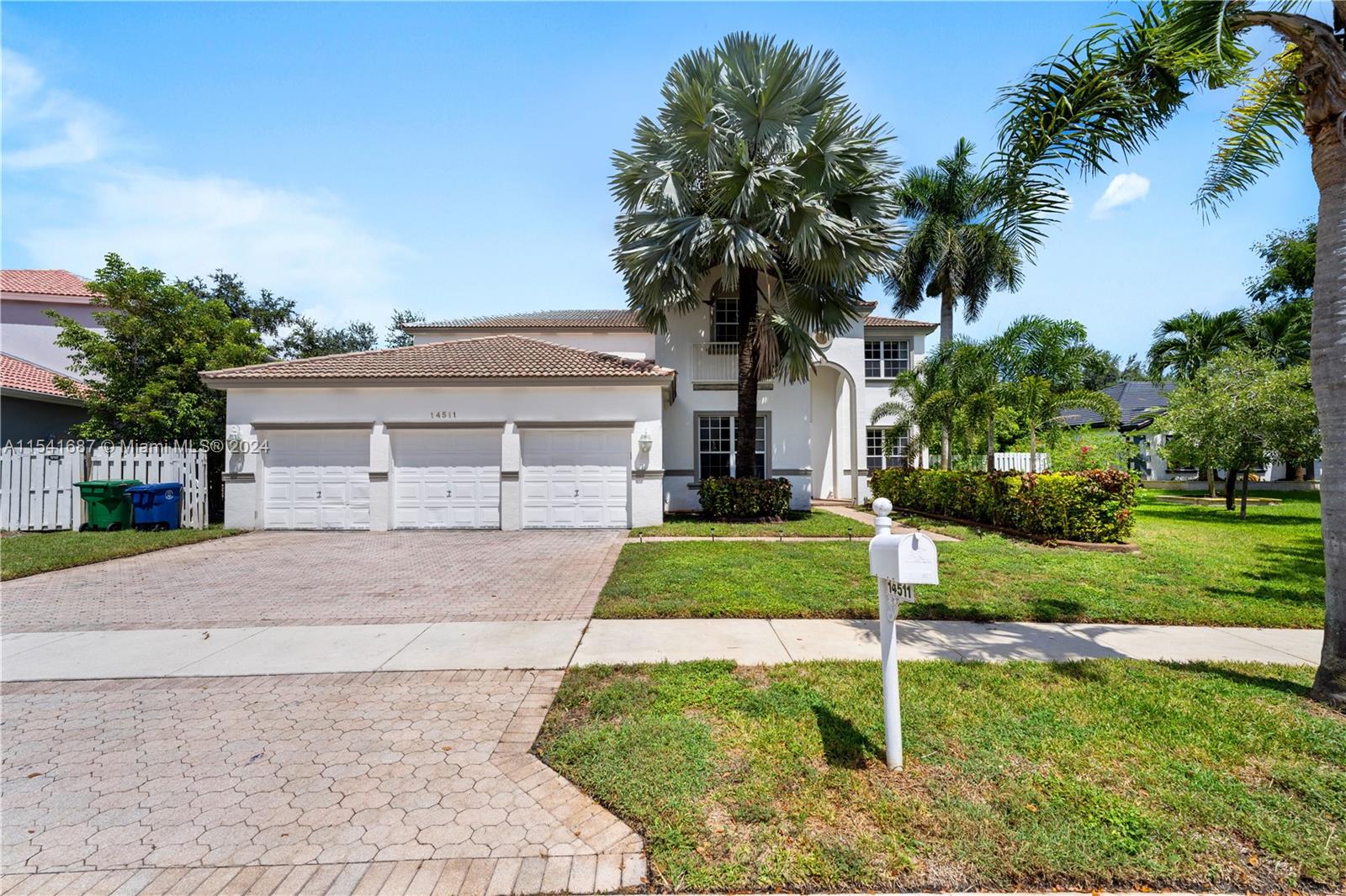14511 SW 33rd Ct  For Sale A11541687, FL