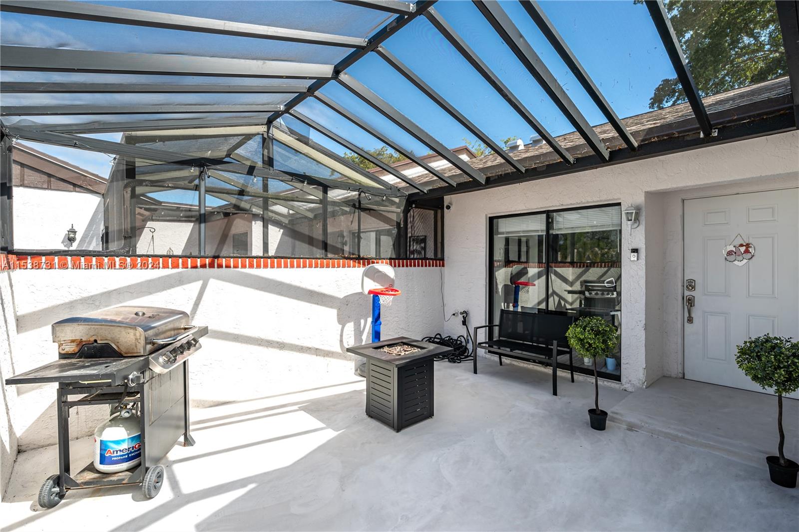 6388 E Pinehurst Cir E C30, Tamarac, Florida 33321, 2 Bedrooms Bedrooms, ,2 BathroomsBathrooms,Residential,For Sale,6388 E Pinehurst Cir E C30,A11538731