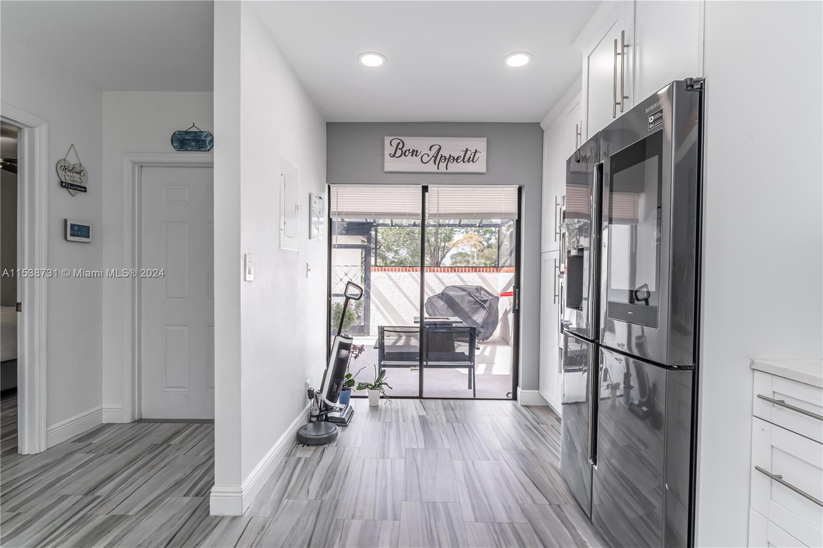 6388 E Pinehurst Cir E C30, Tamarac, Florida 33321, 2 Bedrooms Bedrooms, ,2 BathroomsBathrooms,Residential,For Sale,6388 E Pinehurst Cir E C30,A11538731