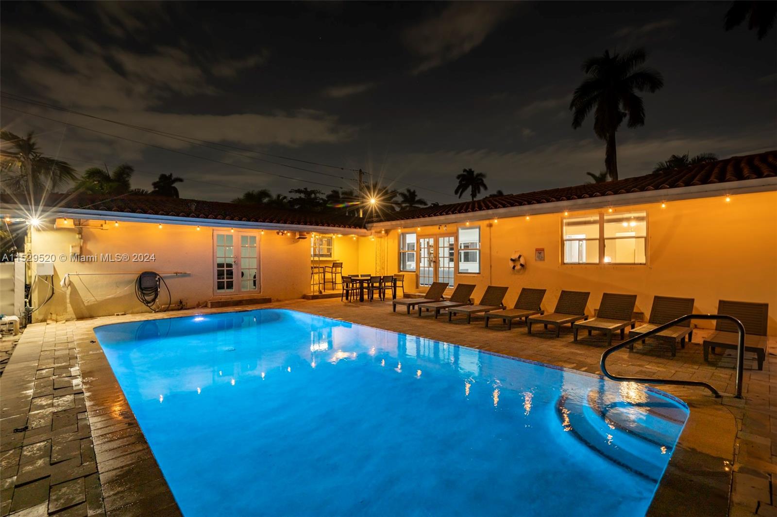 1254 Polk St, Hollywood, Florida 33019, 5 Bedrooms Bedrooms, ,3 BathroomsBathrooms,Residential,For Sale,1254 Polk St,A11529520