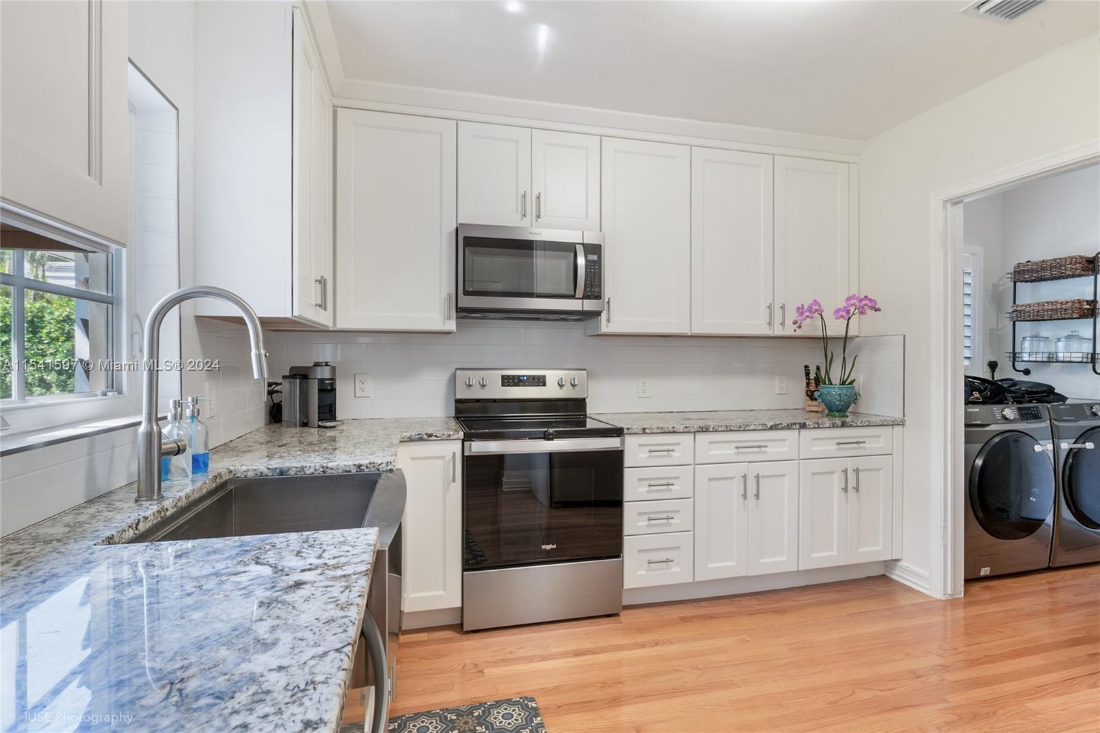 808 Obispo Ave, Coral Gables, Florida 33134, 2 Bedrooms Bedrooms, ,1 BathroomBathrooms,Residential,For Sale,808 Obispo Ave,A11541597