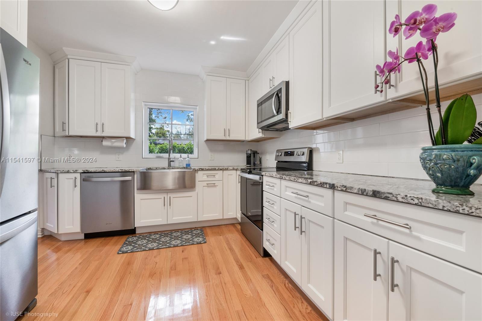 808 Obispo Ave, Coral Gables, Florida 33134, 2 Bedrooms Bedrooms, ,1 BathroomBathrooms,Residential,For Sale,808 Obispo Ave,A11541597