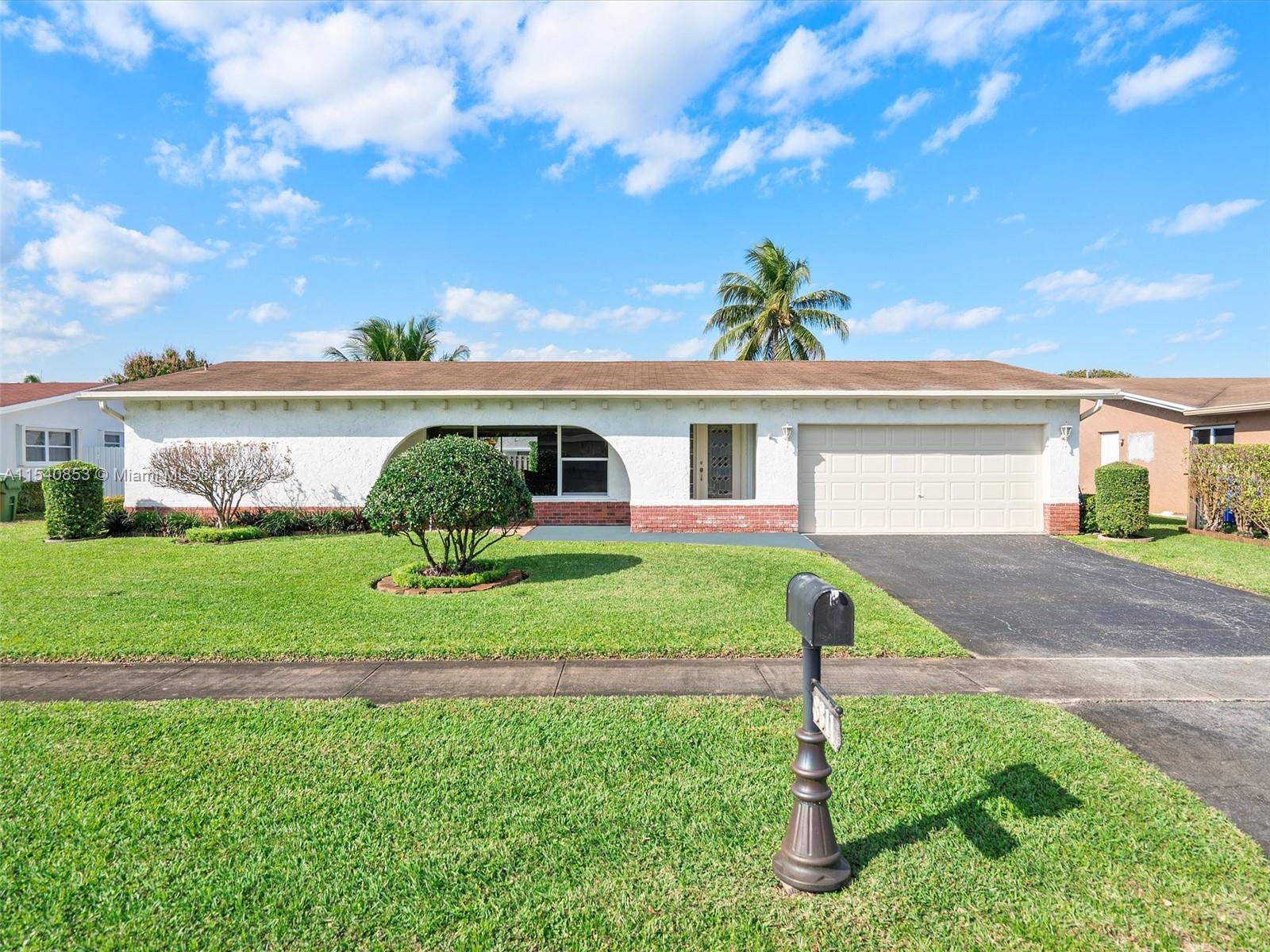 8811 6th St, Pembroke Pines, FL, 33024 United States, 4 Bedrooms Bedrooms, ,2 BathroomsBathrooms,Residential,For Sale,6th St,A11540853