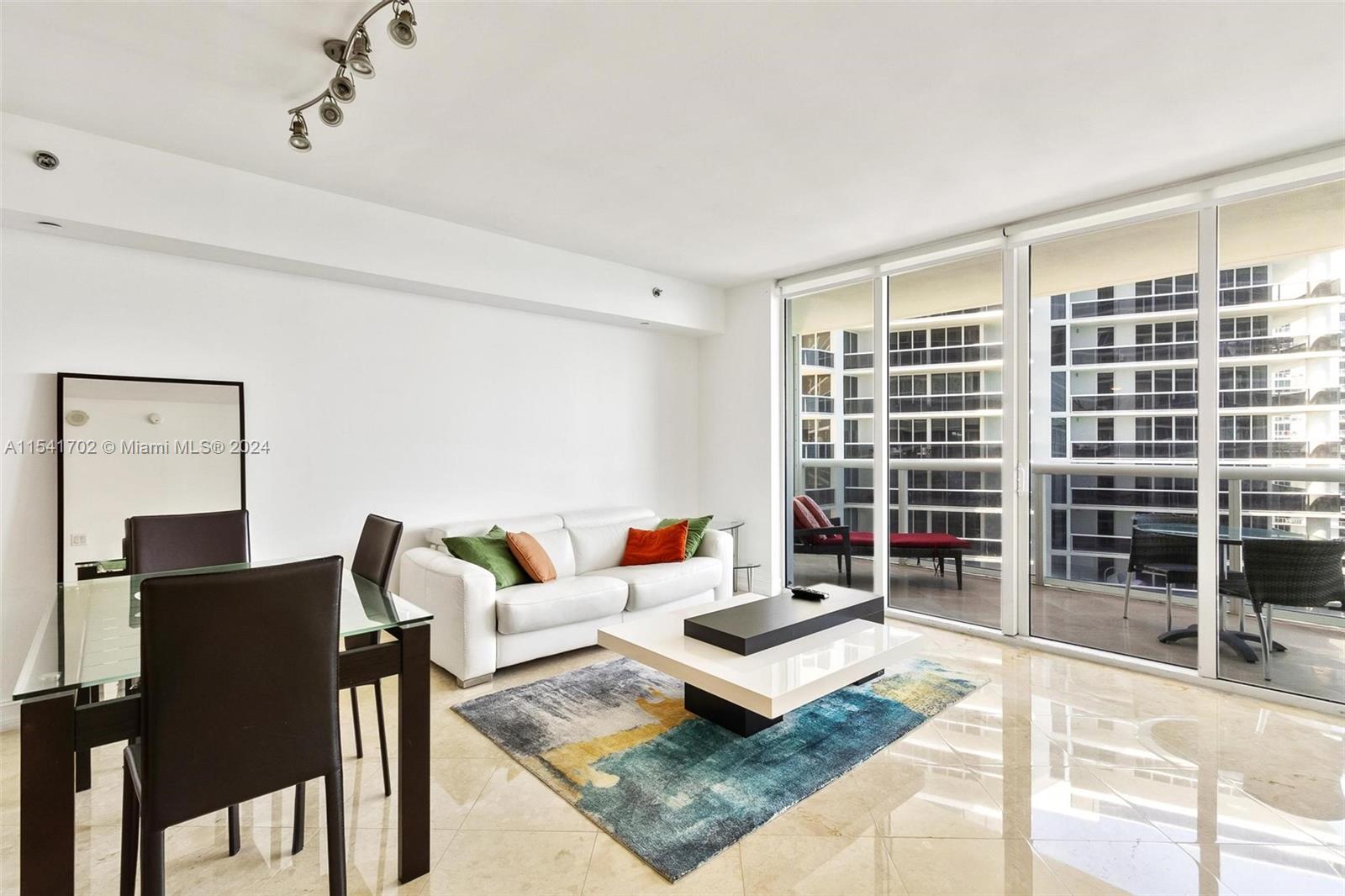 1830 S Ocean Dr 3809, Hallandale Beach, Florida 33009, 1 Bedroom Bedrooms, ,1 BathroomBathrooms,Residentiallease,For Rent,1830 S Ocean Dr 3809,A11541702