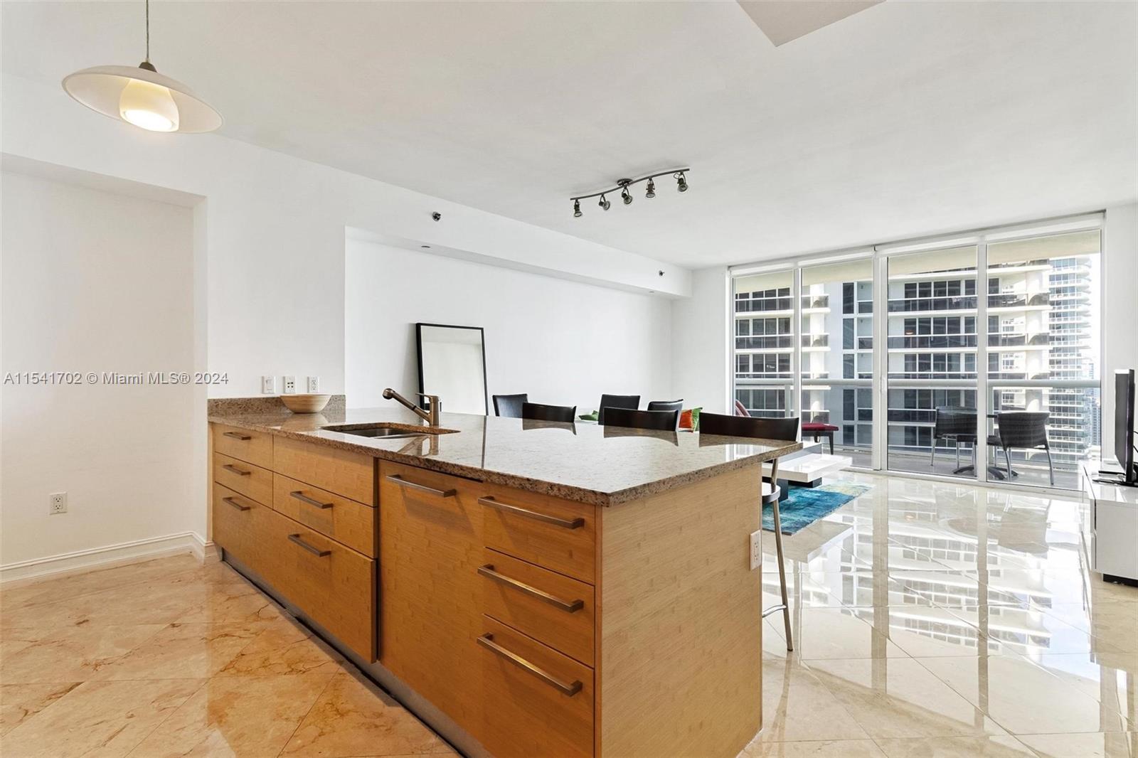 1830 S Ocean Dr 3809, Hallandale Beach, Florida 33009, 1 Bedroom Bedrooms, ,1 BathroomBathrooms,Residentiallease,For Rent,1830 S Ocean Dr 3809,A11541702