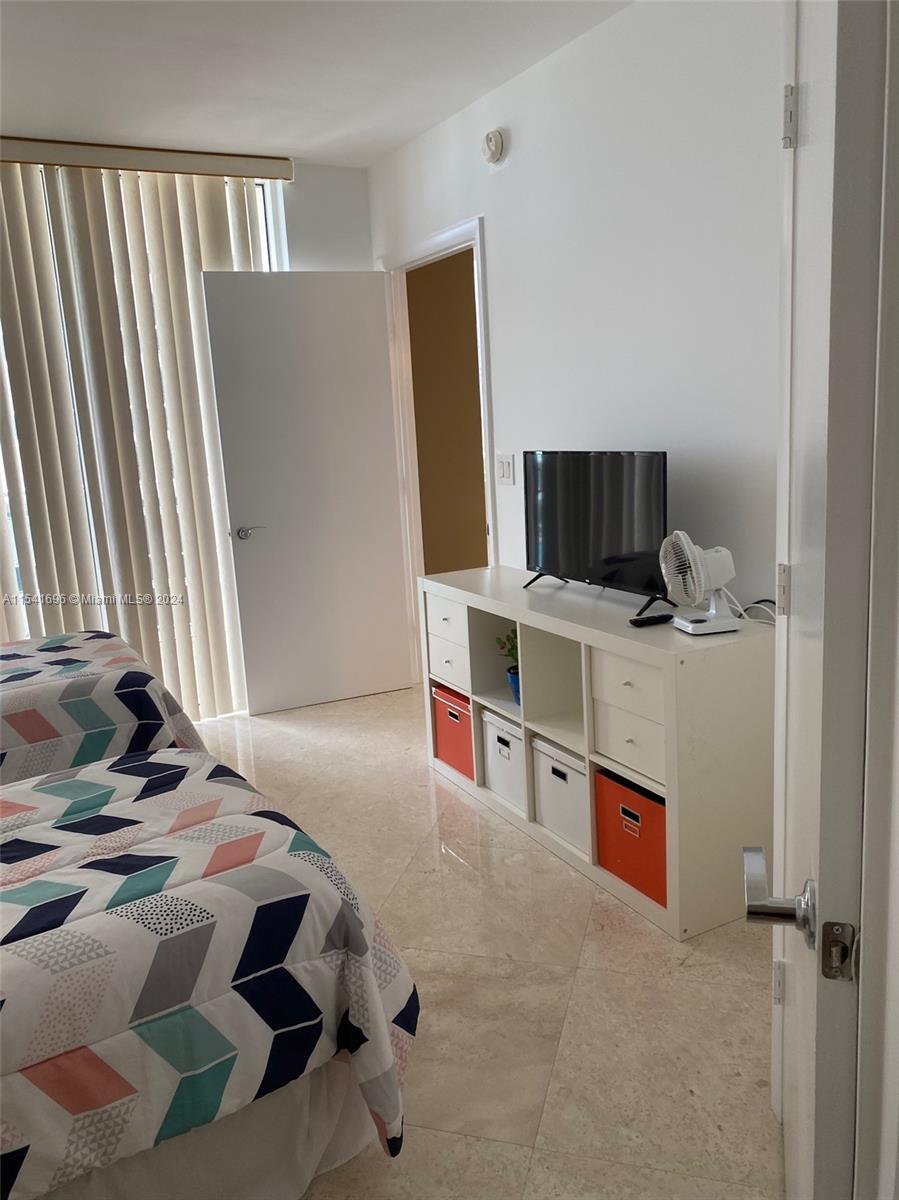1830 S Ocean Dr 1106, Hallandale Beach, Florida 33009, 2 Bedrooms Bedrooms, ,2 BathroomsBathrooms,Residentiallease,For Rent,1830 S Ocean Dr 1106,A11541696