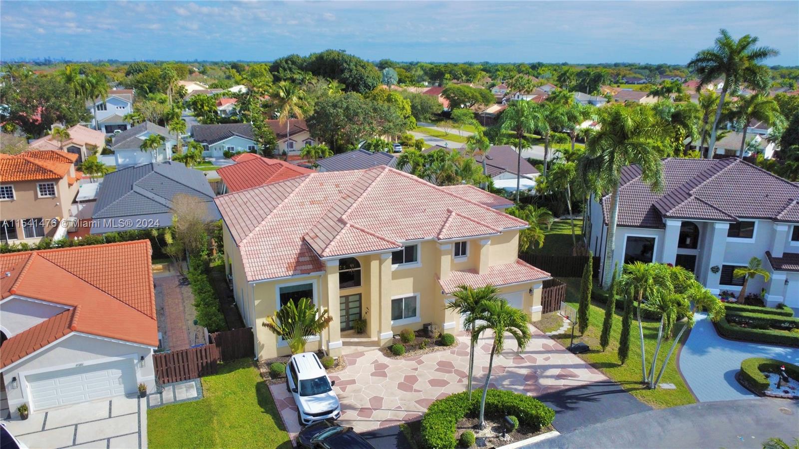 4291 SW 154th Pl, Miami, Florida 33185, 5 Bedrooms Bedrooms, ,4 BathroomsBathrooms,Residential,For Sale,4291 SW 154th Pl,A11541476