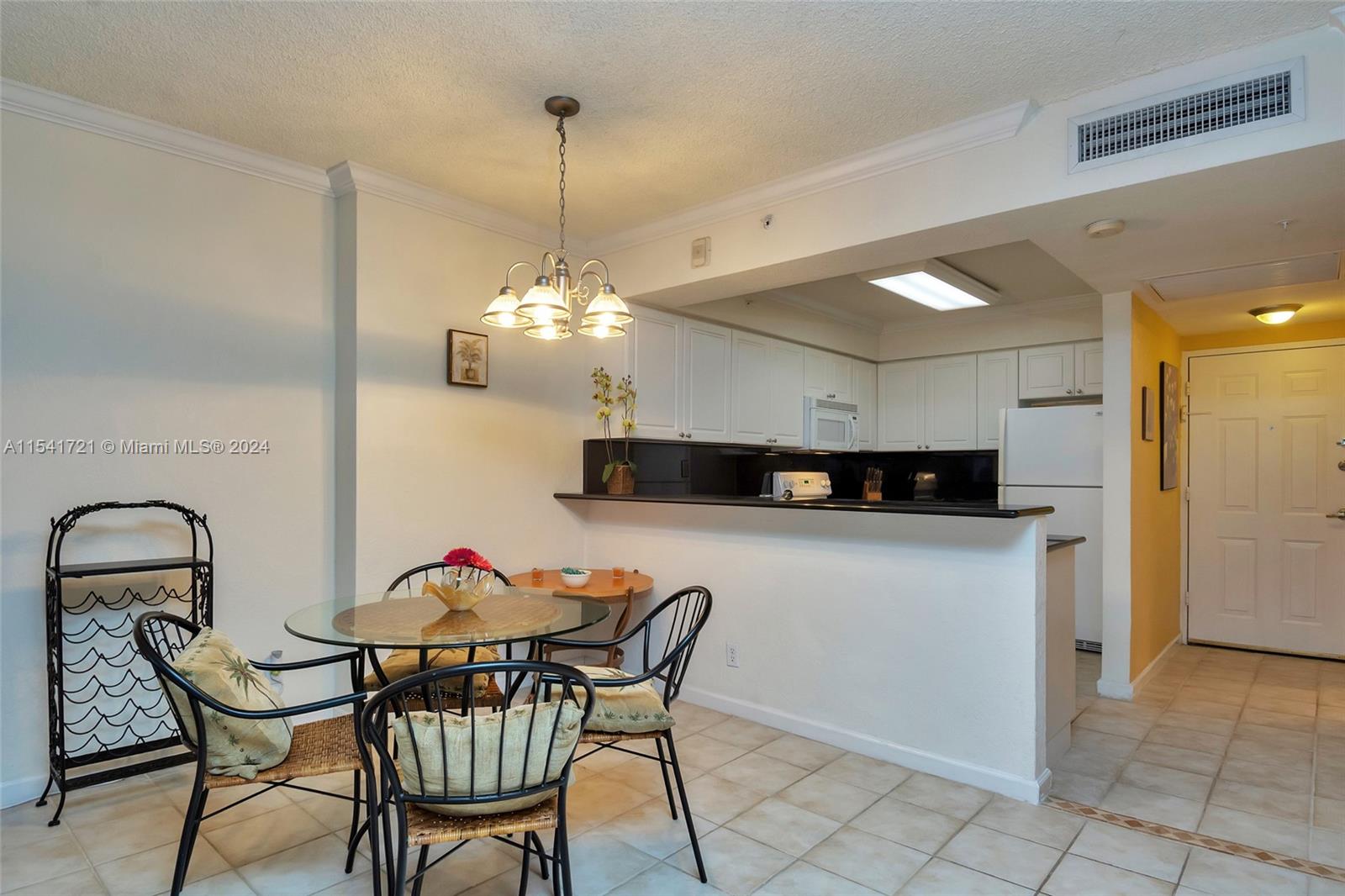 2501 S Ocean Dr 1003, Hollywood, Florida 33019, ,1 BathroomBathrooms,Residentiallease,For Rent,2501 S Ocean Dr 1003,A11541721