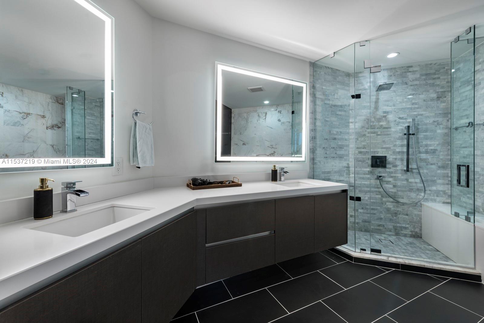 851 NE 1st Ave 2505, Miami, Florida 33132, 2 Bedrooms Bedrooms, ,2 BathroomsBathrooms,Residential,For Sale,851 NE 1st Ave 2505,A11537219