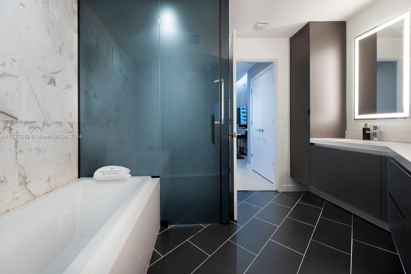 851 NE 1st Ave 2505, Miami, Florida 33132, 2 Bedrooms Bedrooms, ,2 BathroomsBathrooms,Residential,For Sale,851 NE 1st Ave 2505,A11537219