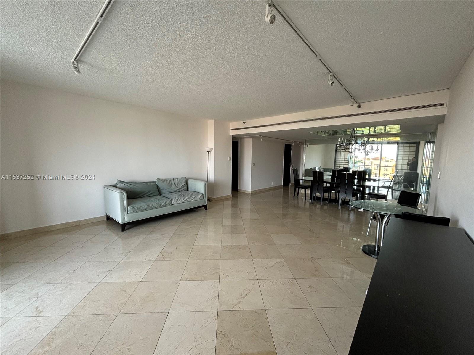 19500 Turnberry Way 5C, Aventura, Florida 33180, 2 Bedrooms Bedrooms, ,2 BathroomsBathrooms,Residentiallease,For Rent,19500 Turnberry Way 5C,A11537252