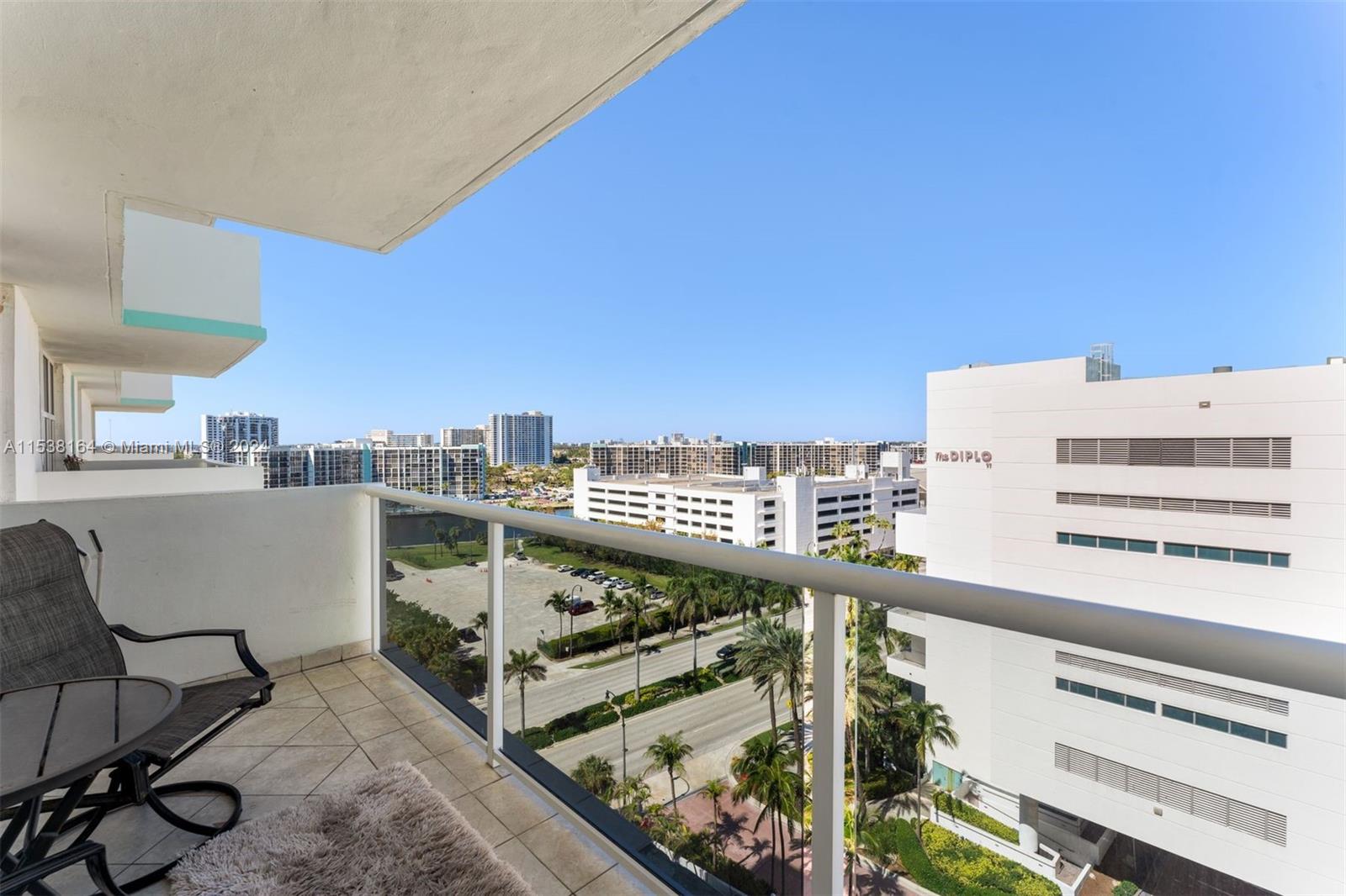 3725 S Ocean Dr 1223, Hollywood, Florida 33019, 1 Bedroom Bedrooms, ,1 BathroomBathrooms,Residential,For Sale,3725 S Ocean Dr 1223,A11538164