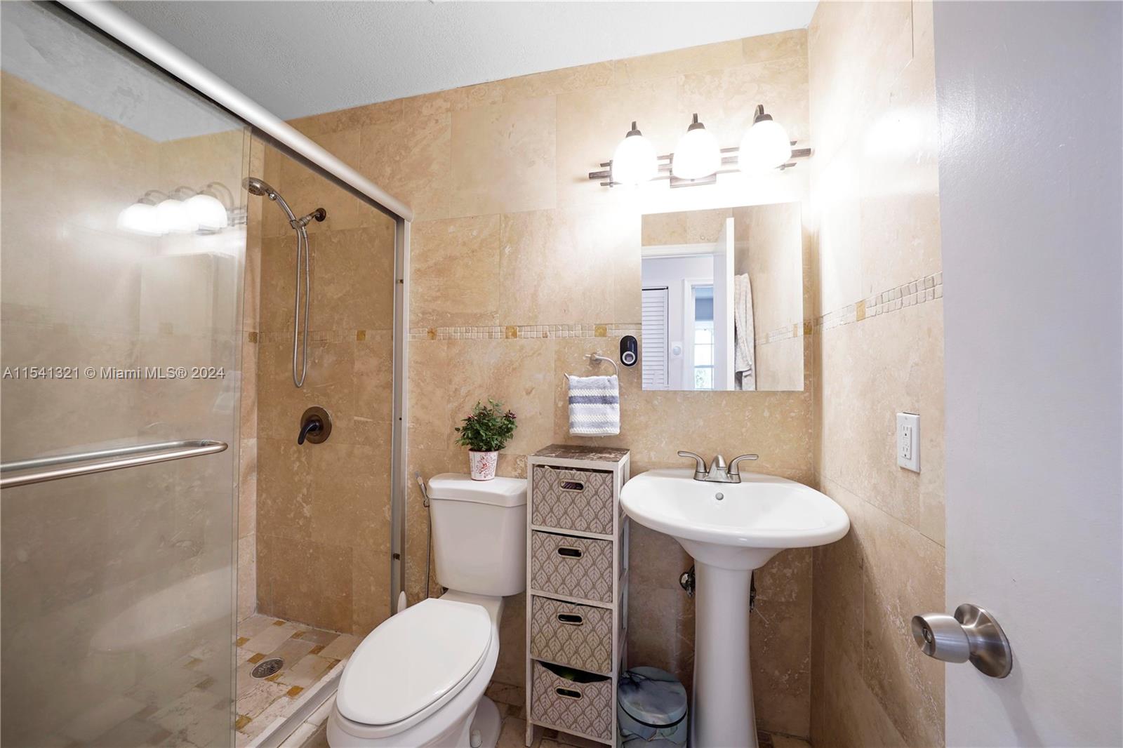 14969 SW 74th Ter, Miami, Florida 33193, 3 Bedrooms Bedrooms, ,2 BathroomsBathrooms,Residential,For Sale,14969 SW 74th Ter,A11541321