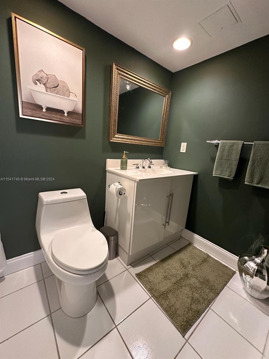 3000 S Ocean Dr 612, Hollywood, Florida 33019, 1 Bedroom Bedrooms, ,1 BathroomBathrooms,Residentiallease,For Rent,3000 S Ocean Dr 612,A11541746