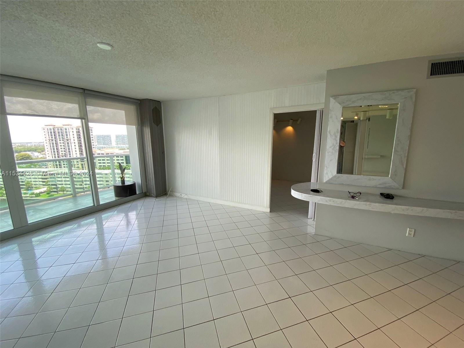 100 bayview dr, Sunny Isles Beach, FL, 33160 United States, 2 Bedrooms Bedrooms, ,2 BathroomsBathrooms,Residential,For Sale,bayview dr,A11534428