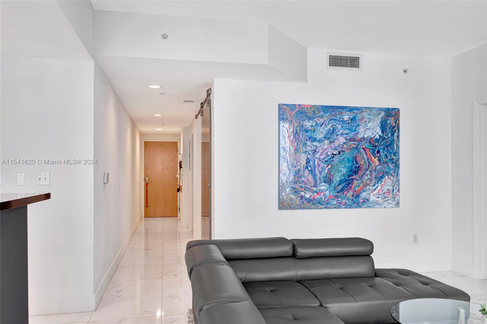 253 NE 2nd St 2008, Miami, Florida 33132, 2 Bedrooms Bedrooms, ,2 BathroomsBathrooms,Residential,For Sale,253 NE 2nd St 2008,A11541620