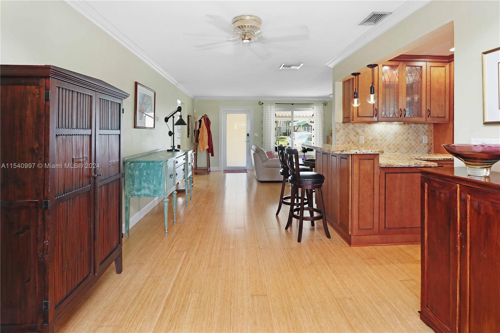 1107 Washington St, Hollywood, Florida 33019, 3 Bedrooms Bedrooms, ,2 BathroomsBathrooms,Residential,For Sale,1107 Washington St,A11540997