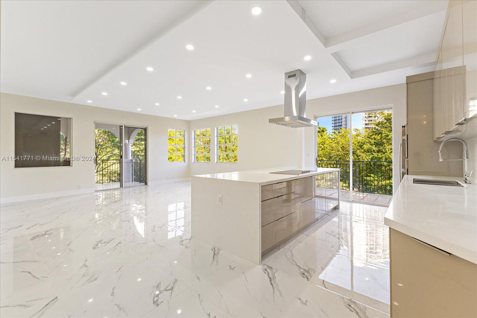 3900 Island Blvd, Aventura, FL, 33160 United States, 3 Bedrooms Bedrooms, ,2 BathroomsBathrooms,Residential,For Sale,Island Blvd,A11541771