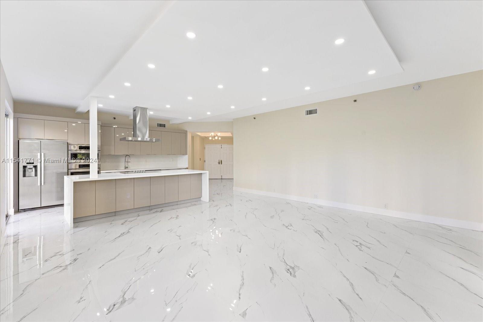 3900 Island Blvd, Aventura, FL, 33160 United States, 3 Bedrooms Bedrooms, ,2 BathroomsBathrooms,Residential,For Sale,Island Blvd,A11541771