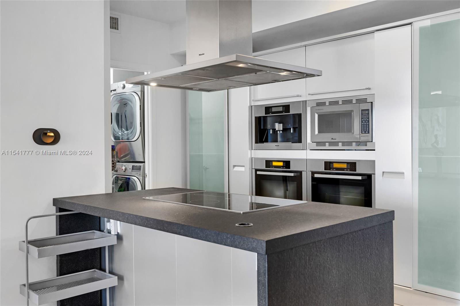 18201 Collins Ave 902, Sunny Isles Beach, Florida 33160, 2 Bedrooms Bedrooms, ,2 BathroomsBathrooms,Residentiallease,For Rent,18201 Collins Ave 902,A11541777