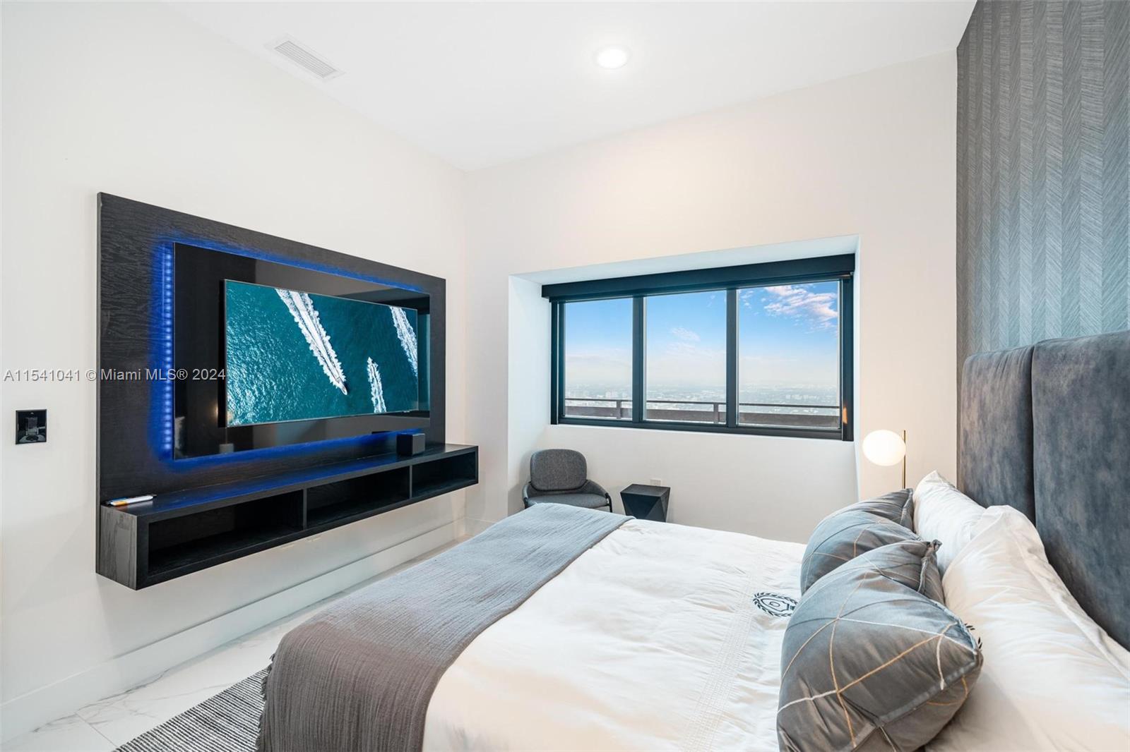 480 31st, Miami, FL, 33137 United States, 5 Bedrooms Bedrooms, ,5 BathroomsBathrooms,Residential,For Sale,31st,A11541041