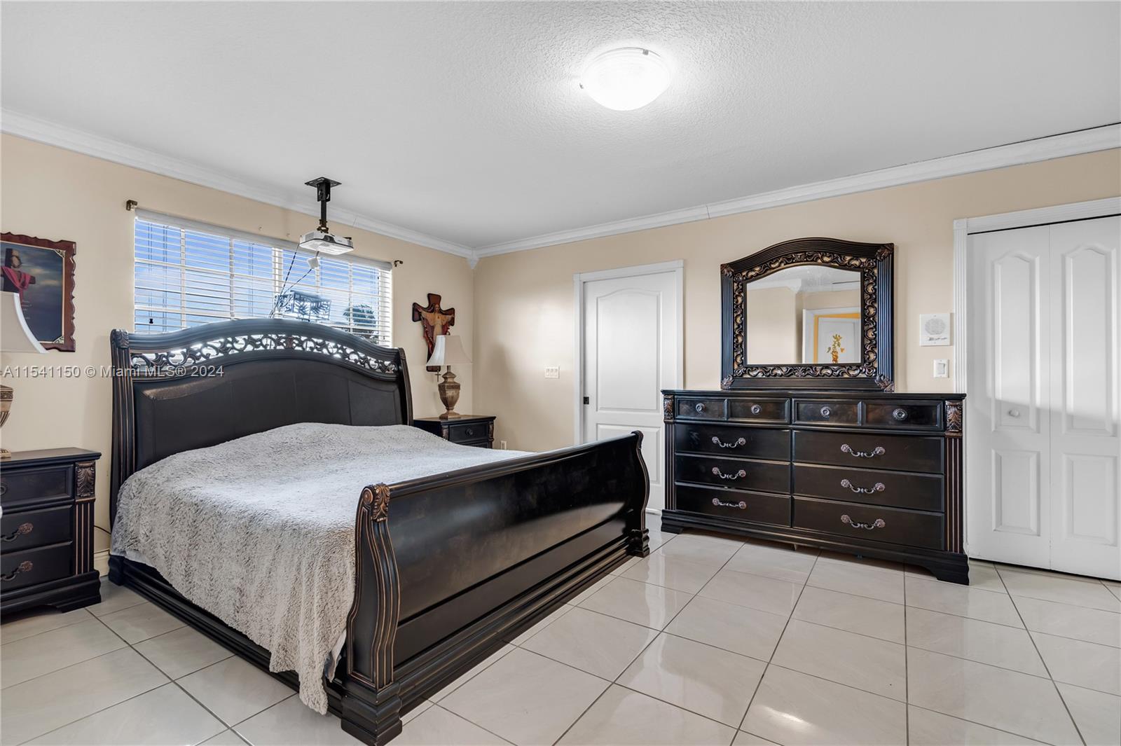 13904 SW 18th Ter, Miami, Florida 33175, 4 Bedrooms Bedrooms, ,3 BathroomsBathrooms,Residential,For Sale,13904 SW 18th Ter,A11541150