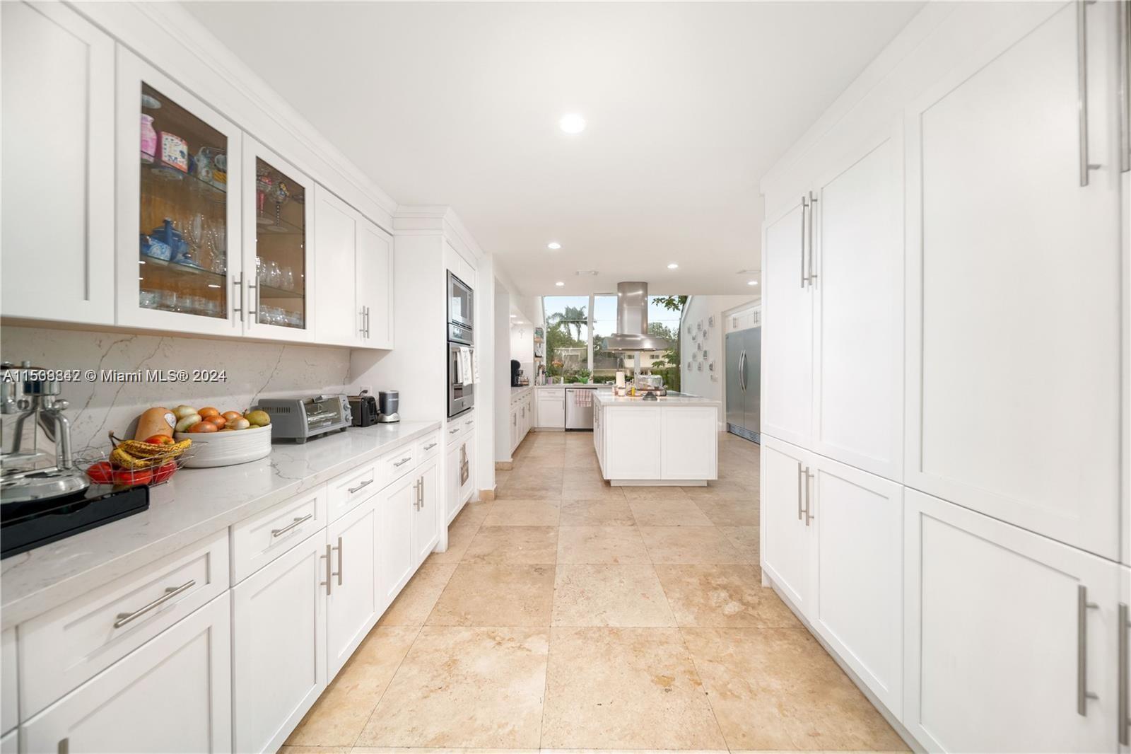 10100 90th Ave, Miami, FL, 33176 United States, 6 Bedrooms Bedrooms, ,6 BathroomsBathrooms,Residential,For Sale,90th Ave,A11539842