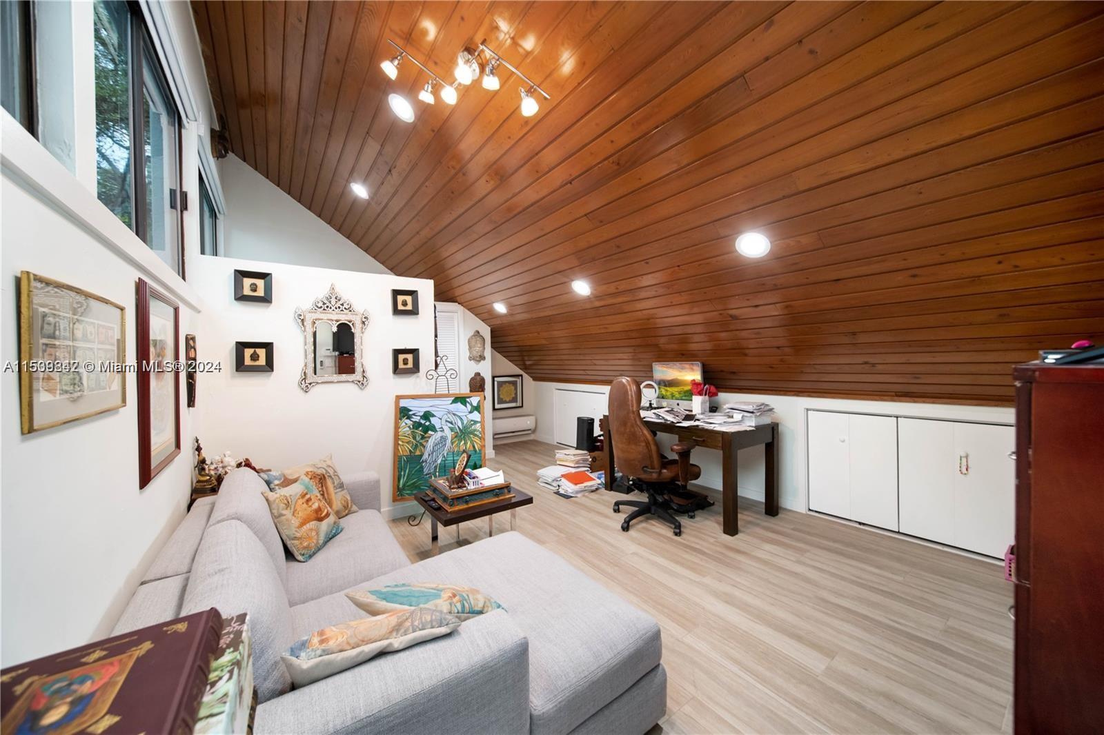 10100 90th Ave, Miami, FL, 33176 United States, 6 Bedrooms Bedrooms, ,6 BathroomsBathrooms,Residential,For Sale,90th Ave,A11539842