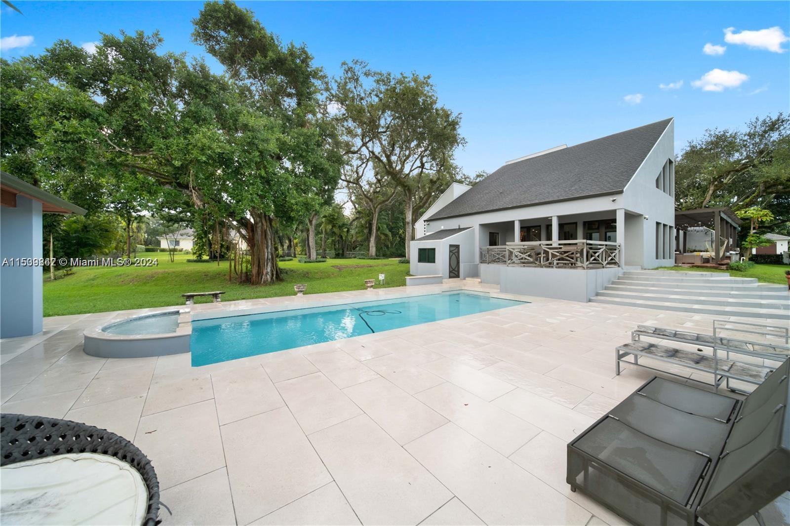 10100 90th Ave, Miami, FL, 33176 United States, 6 Bedrooms Bedrooms, ,6 BathroomsBathrooms,Residential,For Sale,90th Ave,A11539842