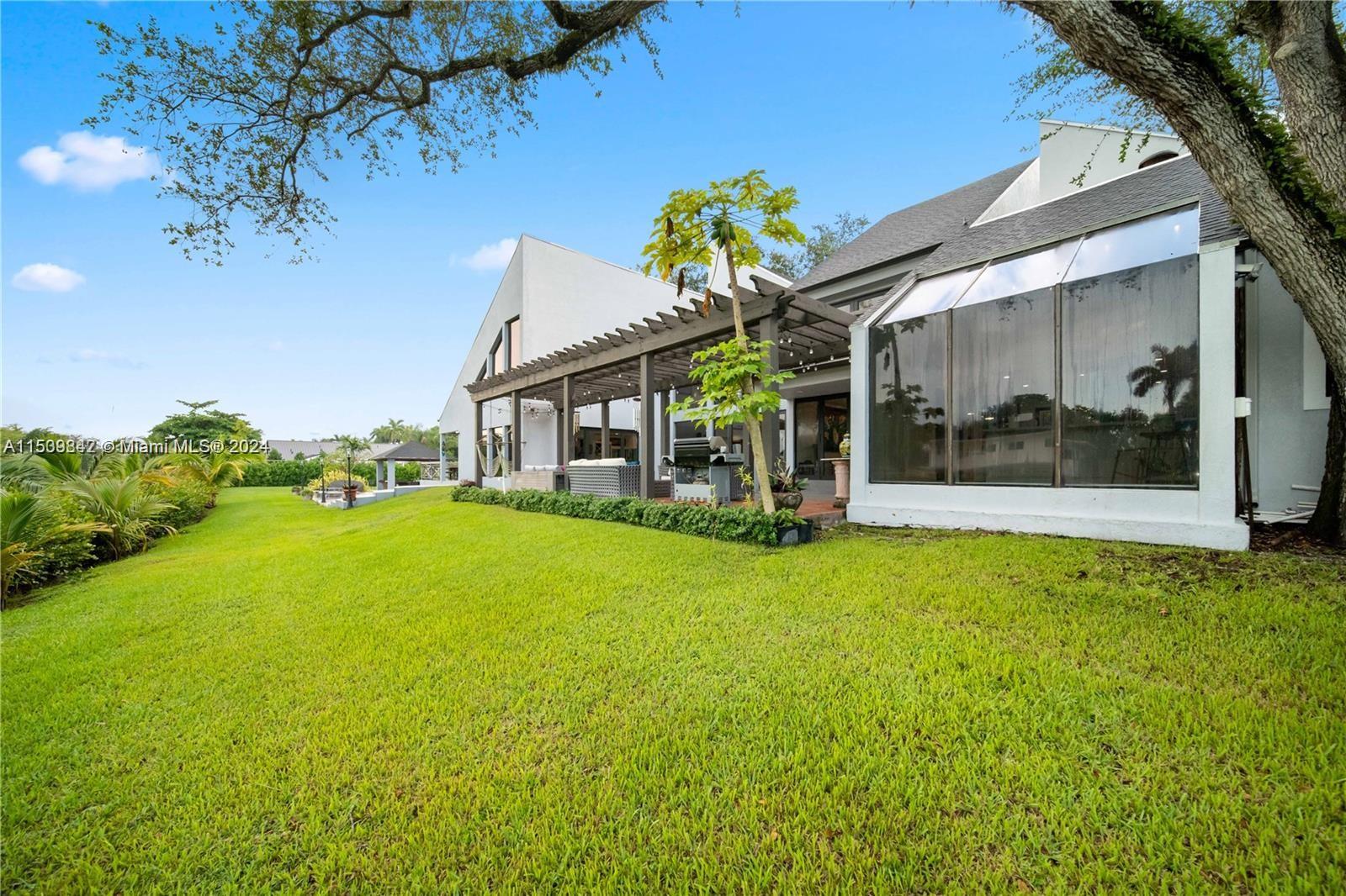 10100 90th Ave, Miami, FL, 33176 United States, 6 Bedrooms Bedrooms, ,6 BathroomsBathrooms,Residential,For Sale,90th Ave,A11539842