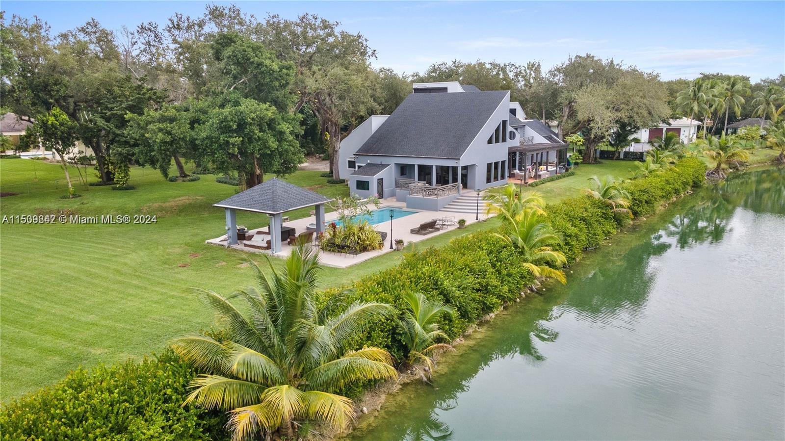 10100 90th Ave, Miami, FL, 33176 United States, 6 Bedrooms Bedrooms, ,6 BathroomsBathrooms,Residential,For Sale,90th Ave,A11539842