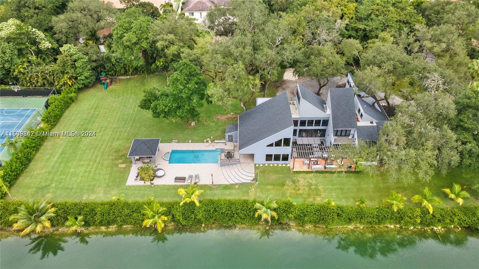 10100 90th Ave, Miami, FL, 33176 United States, 6 Bedrooms Bedrooms, ,6 BathroomsBathrooms,Residential,For Sale,90th Ave,A11539842