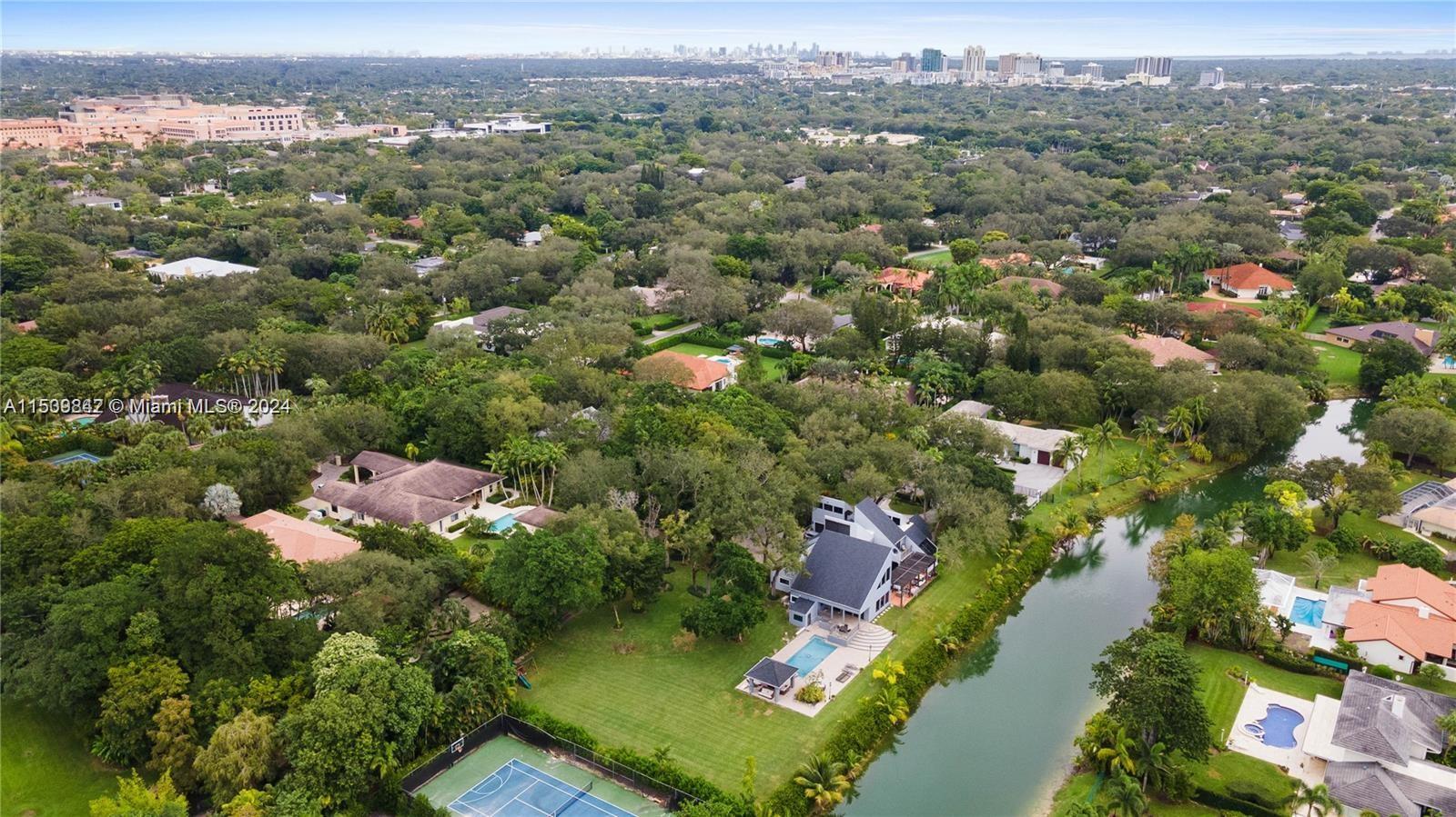 10100 90th Ave, Miami, FL, 33176 United States, 6 Bedrooms Bedrooms, ,6 BathroomsBathrooms,Residential,For Sale,90th Ave,A11539842