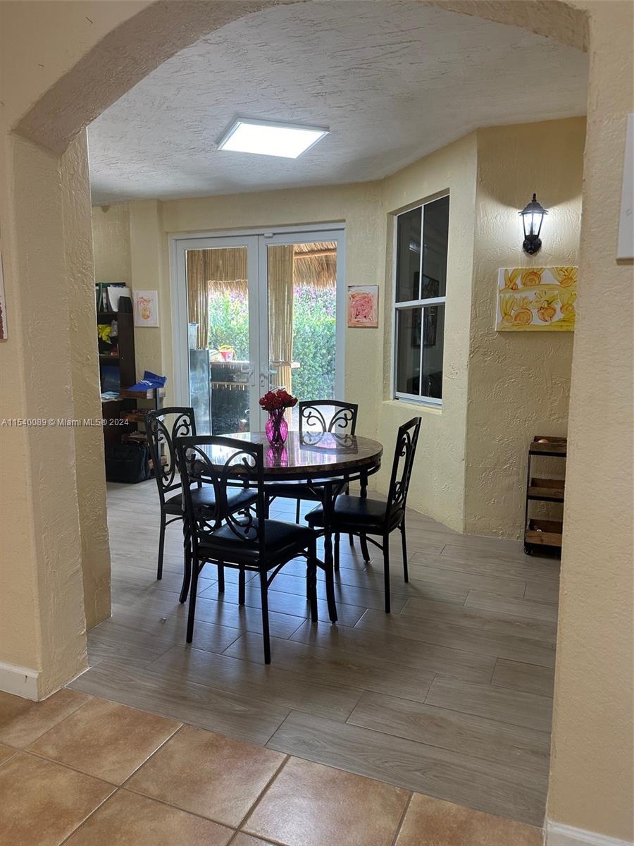 4032 SW 154th Ct, Miami, Florida 33185, 3 Bedrooms Bedrooms, ,2 BathroomsBathrooms,Residential,For Sale,4032 SW 154th Ct,A11540089