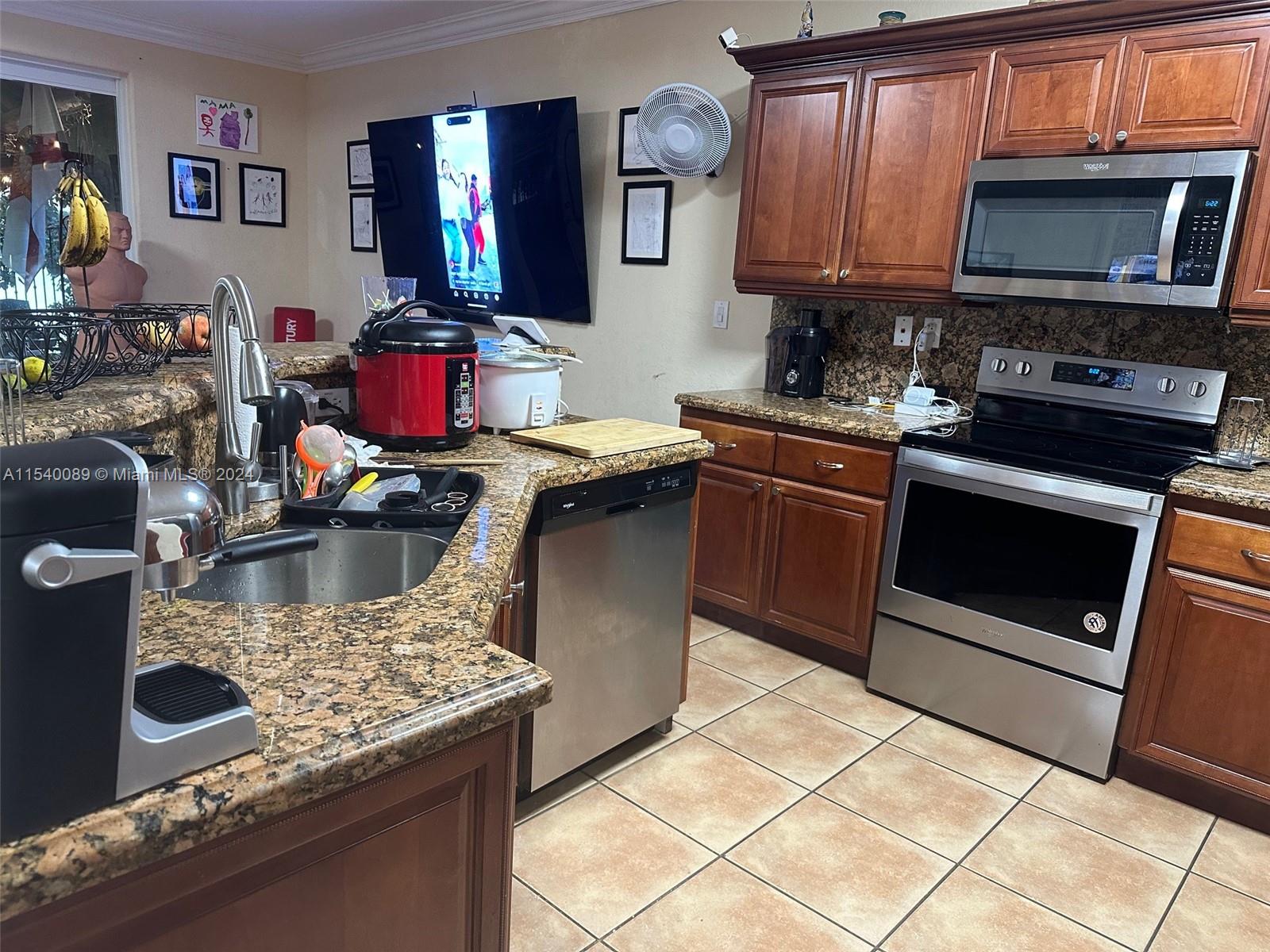 4032 SW 154th Ct, Miami, Florida 33185, 3 Bedrooms Bedrooms, ,2 BathroomsBathrooms,Residential,For Sale,4032 SW 154th Ct,A11540089