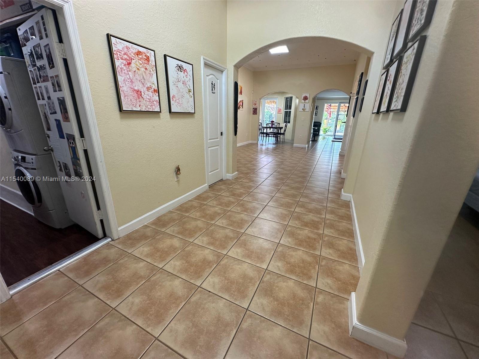 4032 SW 154th Ct, Miami, Florida 33185, 3 Bedrooms Bedrooms, ,2 BathroomsBathrooms,Residential,For Sale,4032 SW 154th Ct,A11540089