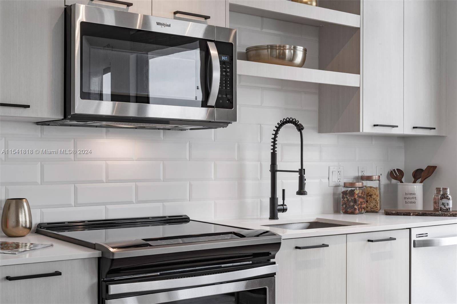 221 SW 12th St 1-0706, Miami, Florida 33130, 1 Bedroom Bedrooms, ,1 BathroomBathrooms,Residentiallease,For Rent,221 SW 12th St 1-0706,A11541818