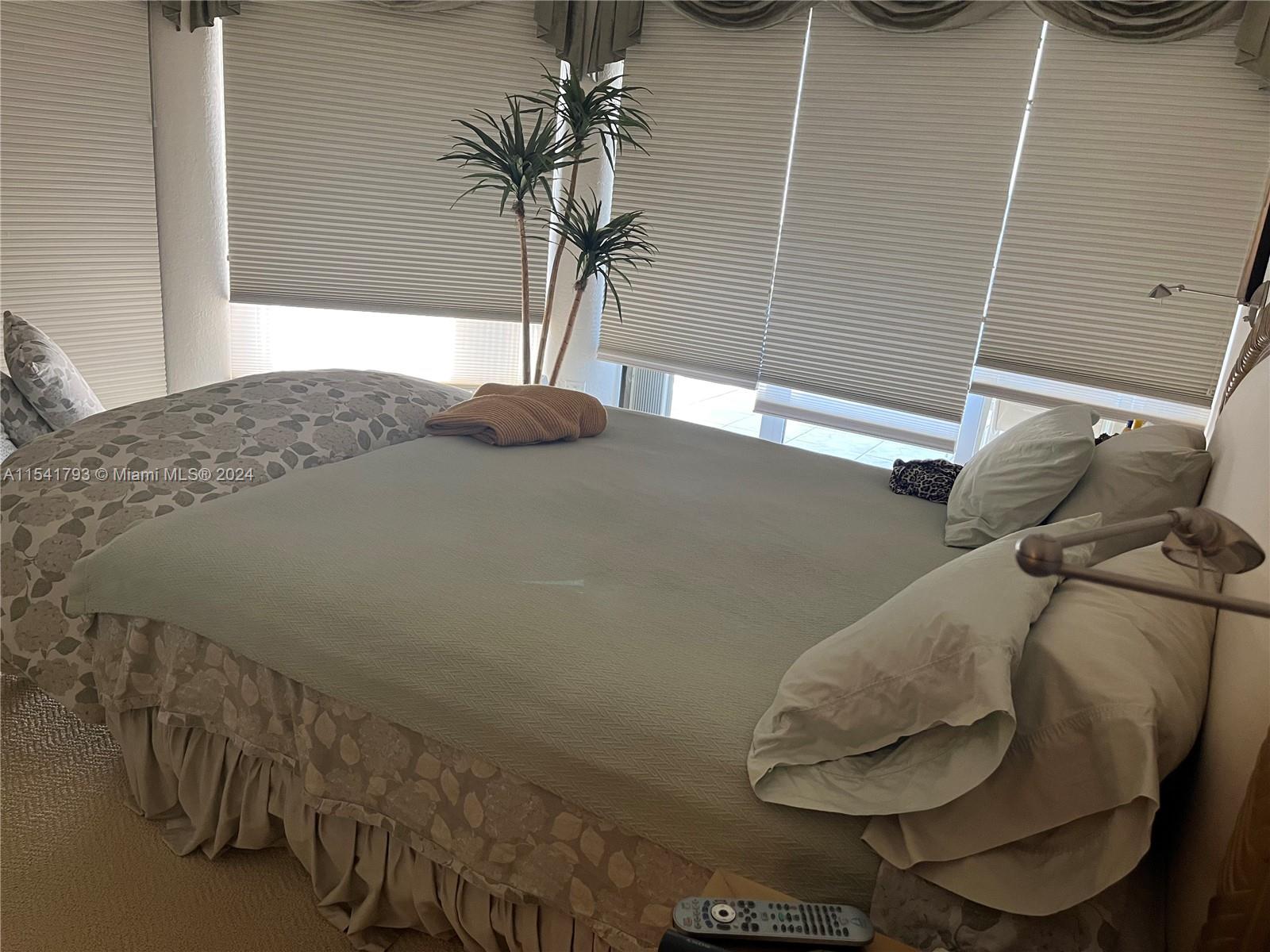 20191 E Country Club Dr 1701, Aventura, Florida 33180, 3 Bedrooms Bedrooms, ,2 BathroomsBathrooms,Residentiallease,For Rent,20191 E Country Club Dr 1701,A11541793