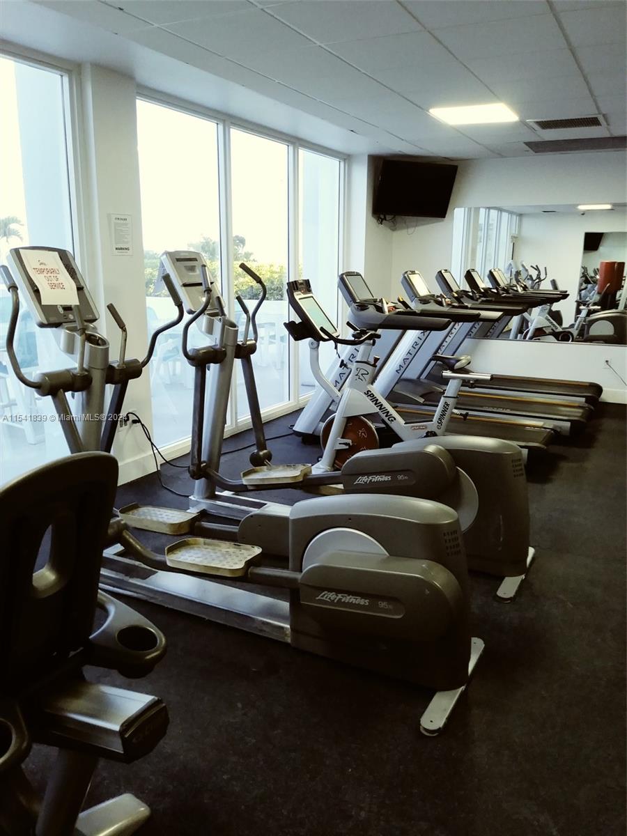 3140 S Ocean Dr 1208, Hallandale Beach, Florida 33009, 1 Bedroom Bedrooms, ,1 BathroomBathrooms,Residentiallease,For Rent,3140 S Ocean Dr 1208,A11541839