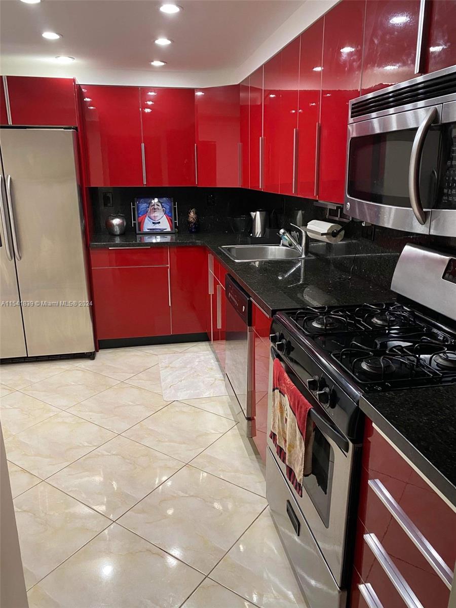 3140 S Ocean Dr 1208, Hallandale Beach, Florida 33009, 1 Bedroom Bedrooms, ,1 BathroomBathrooms,Residentiallease,For Rent,3140 S Ocean Dr 1208,A11541839