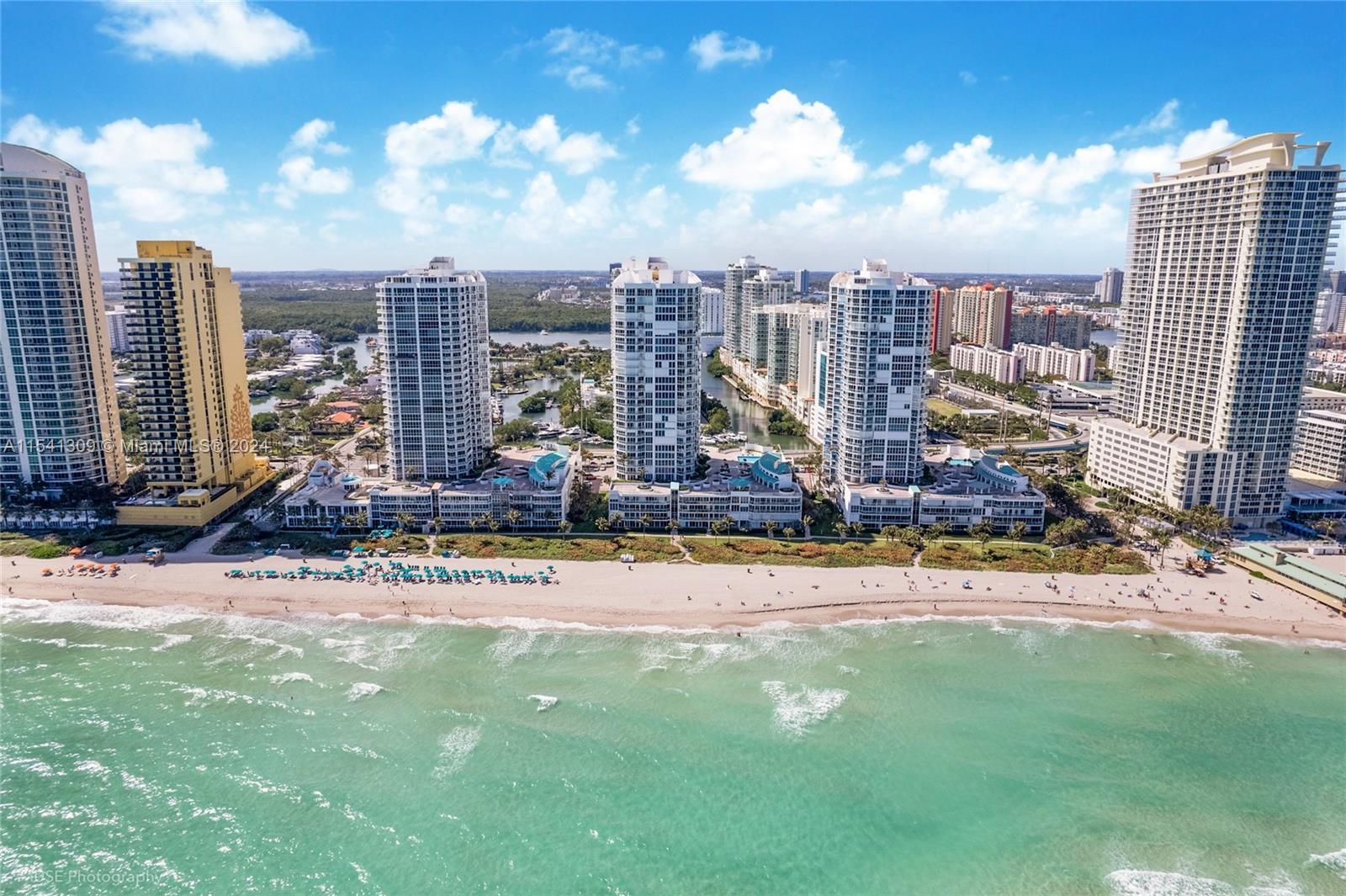 16445 Collins Ave, Sunny Isles Beach, FL, 33160 United States, 3 Bedrooms Bedrooms, ,3 BathroomsBathrooms,Residential,For Sale,Collins Ave,A11541309