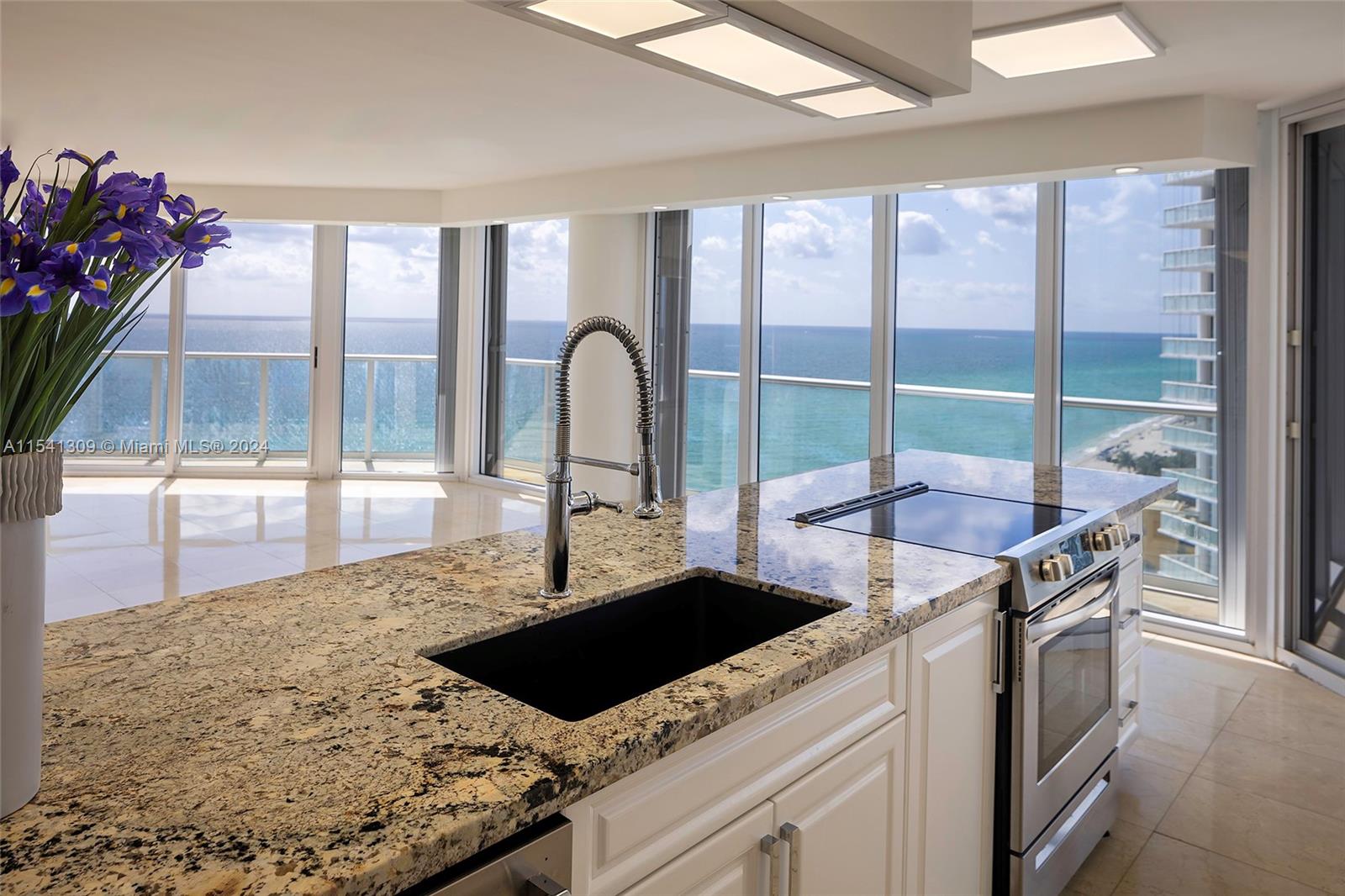 16445 Collins Ave, Sunny Isles Beach, FL, 33160 United States, 3 Bedrooms Bedrooms, ,3 BathroomsBathrooms,Residential,For Sale,Collins Ave,A11541309