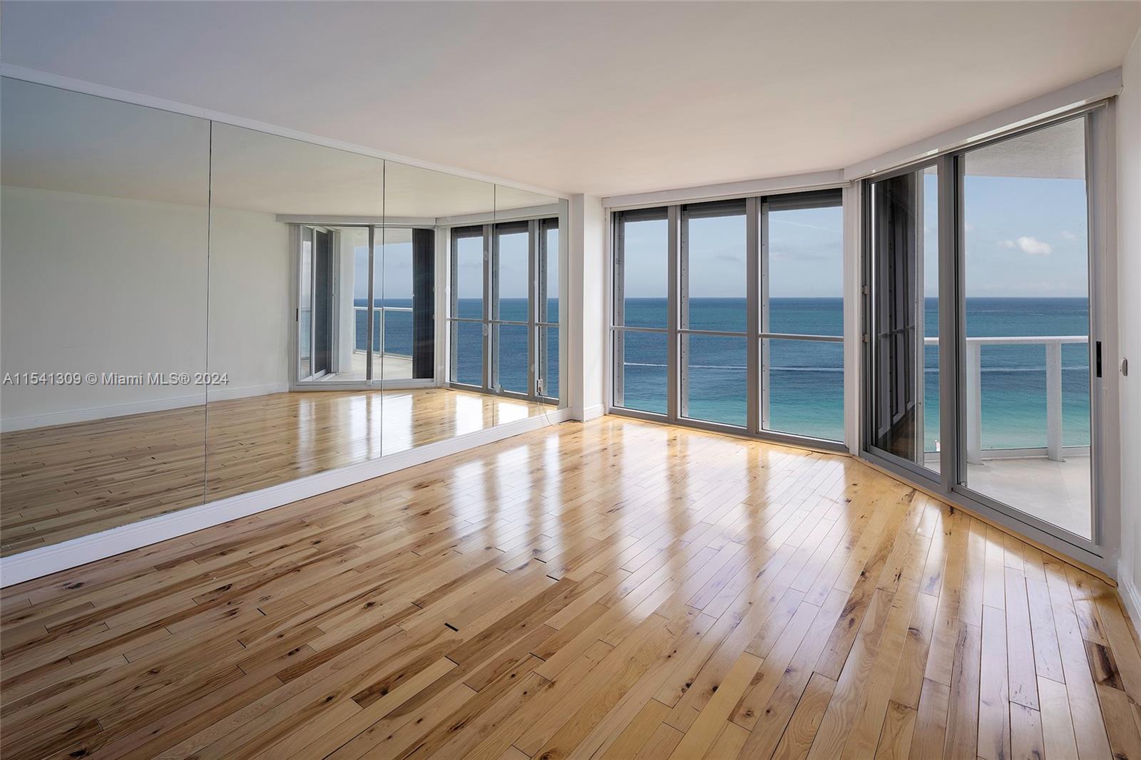 16445 Collins Ave 1421, Sunny Isles Beach, Florida 33160, 3 Bedrooms Bedrooms, ,3 BathroomsBathrooms,Residential,For Sale,16445 Collins Ave 1421,A11541309
